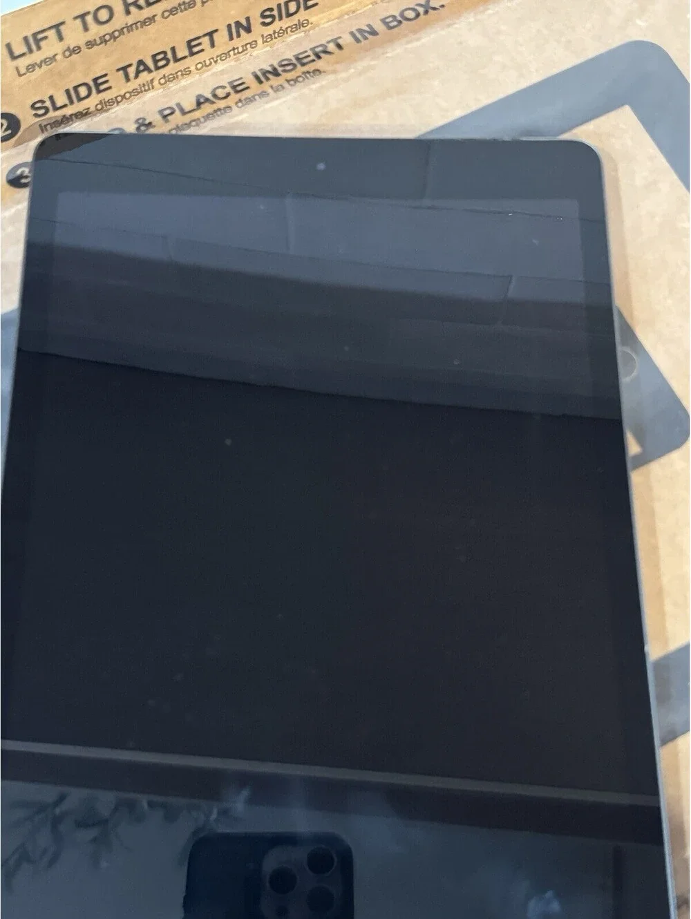 Apple iPad (8th Generation) A2428 32 GB, Wi-Fi + 4G, 10.2 in - Space Gray